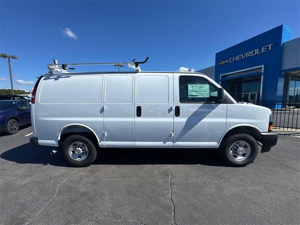 new 2025 Chevrolet Express 2500 car, priced at $48,665