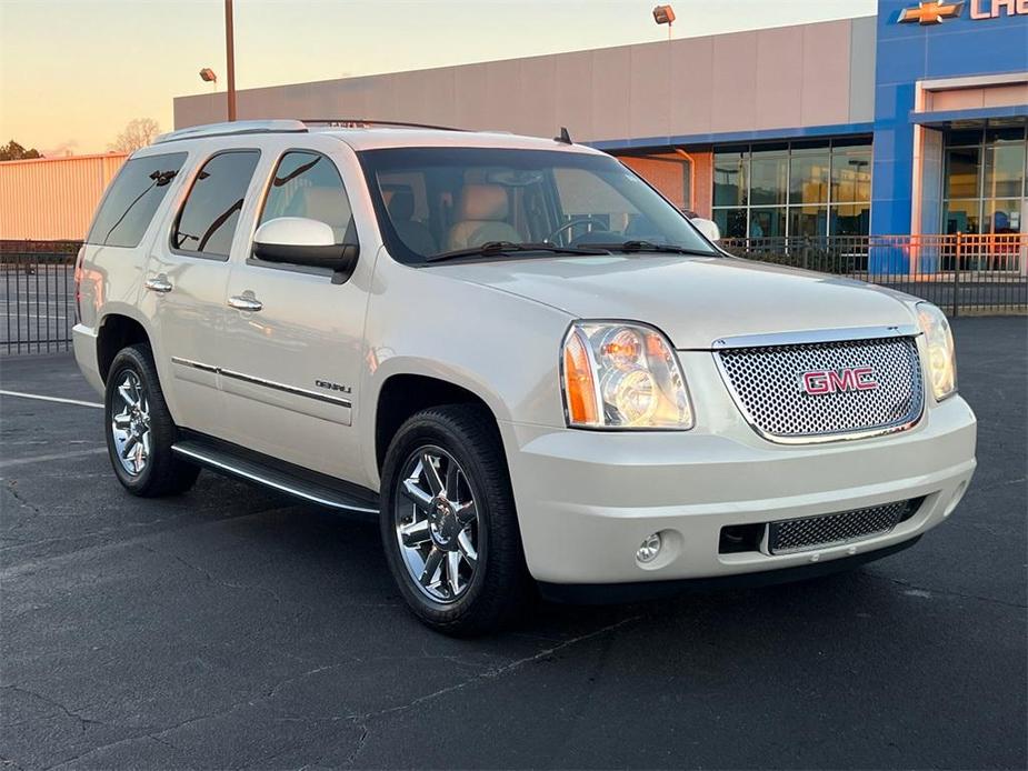 used 2013 GMC Yukon car, priced at $13,247