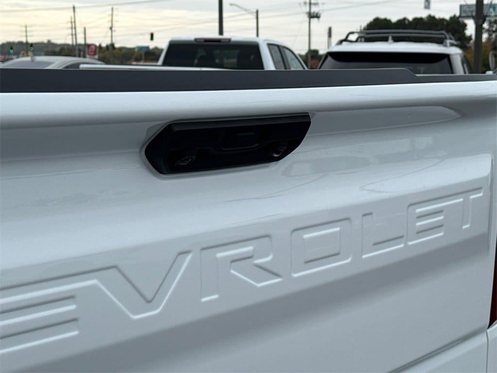 new 2025 Chevrolet Silverado 1500 car, priced at $32,102