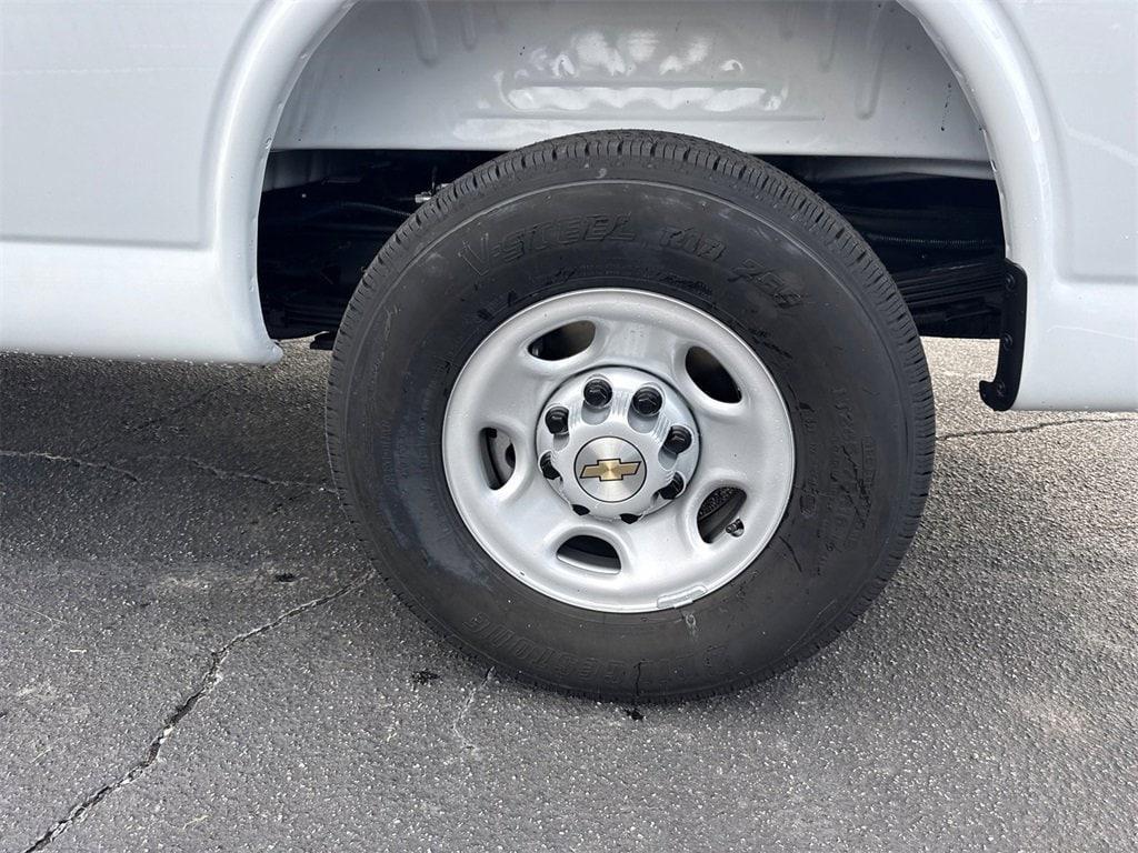new 2025 Chevrolet Express 3500 car, priced at $48,197