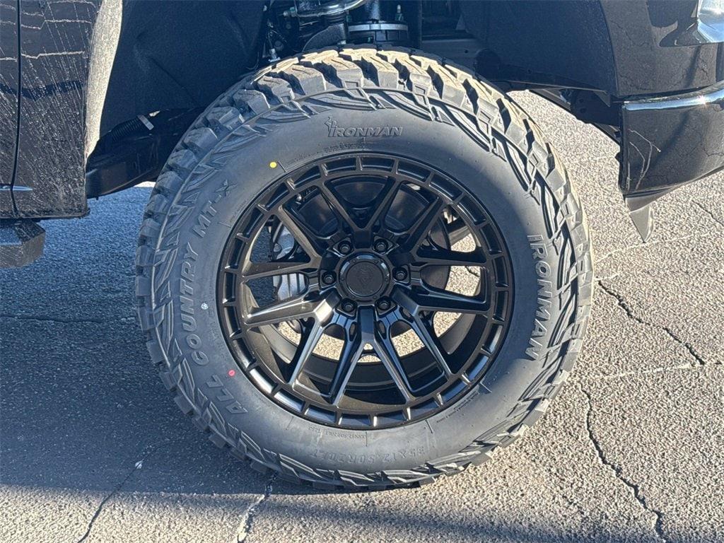 new 2025 Chevrolet Silverado 1500 car, priced at $62,075