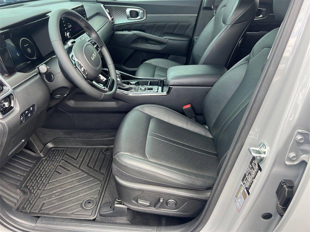 used 2023 Kia Sorento car, priced at $32,447