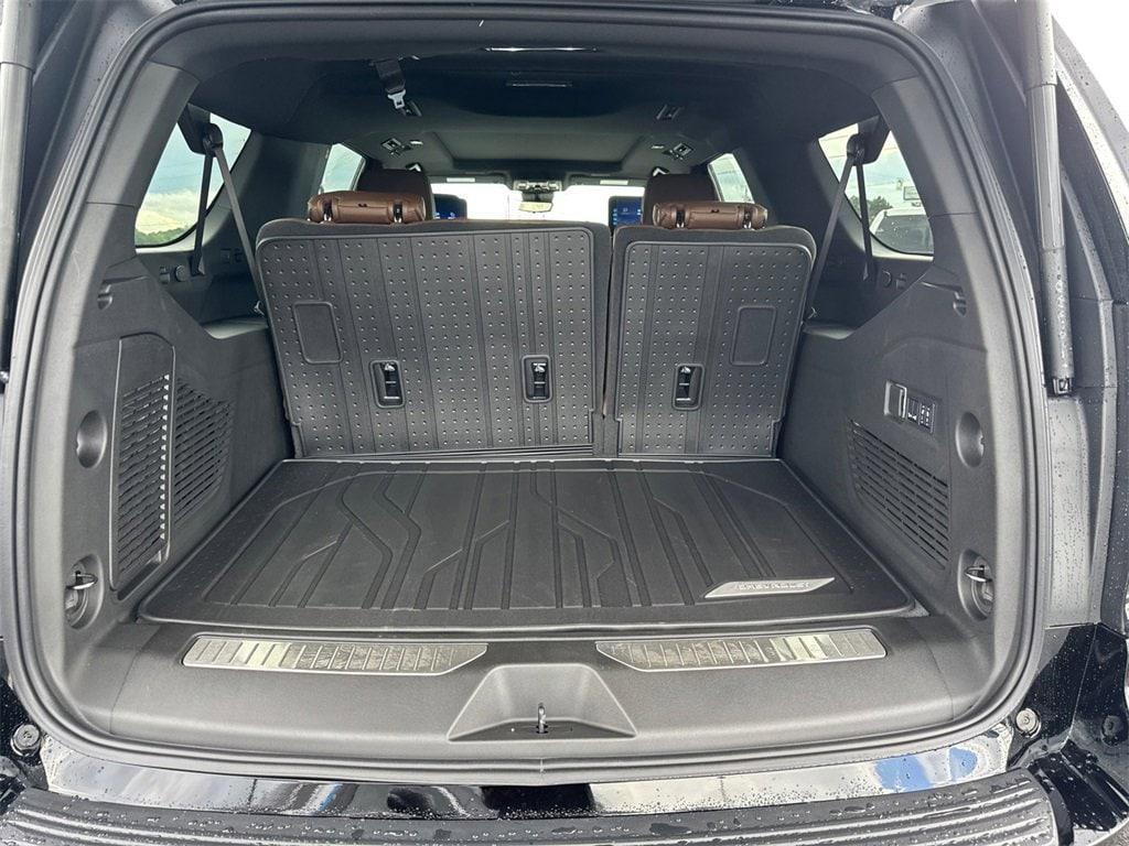 new 2026 Chevrolet Suburban car, priced at $95,715