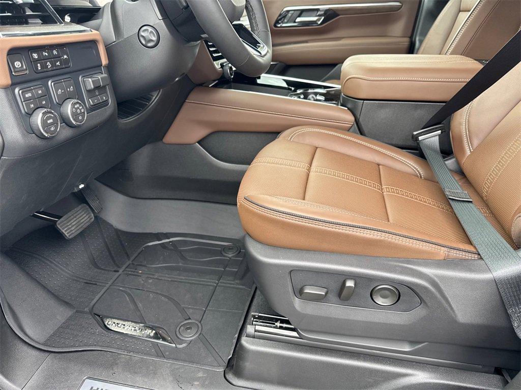 new 2026 Chevrolet Suburban car, priced at $95,715