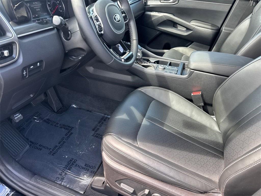 used 2021 Kia Sorento car, priced at $23,814
