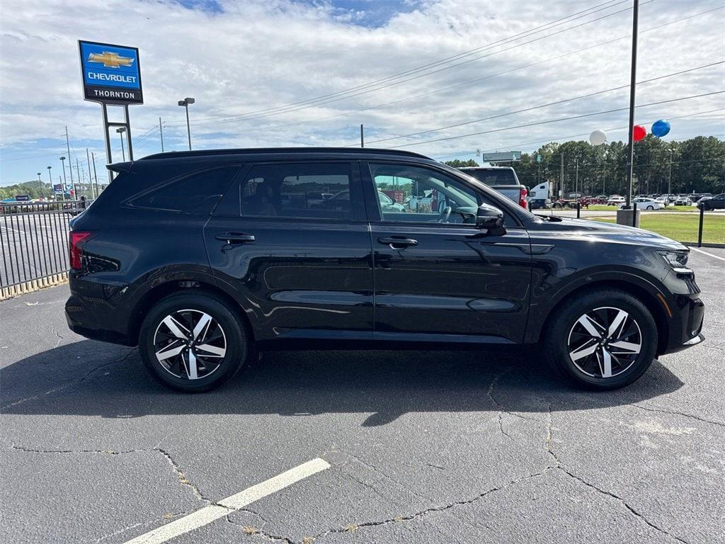 used 2021 Kia Sorento car, priced at $23,814