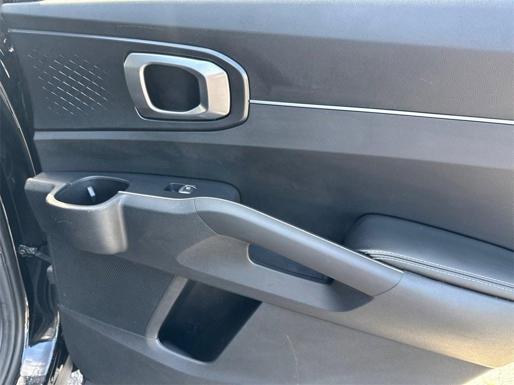 used 2021 Kia Sorento car, priced at $23,814