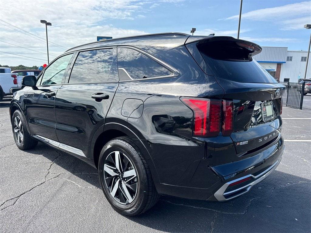 used 2021 Kia Sorento car, priced at $23,814