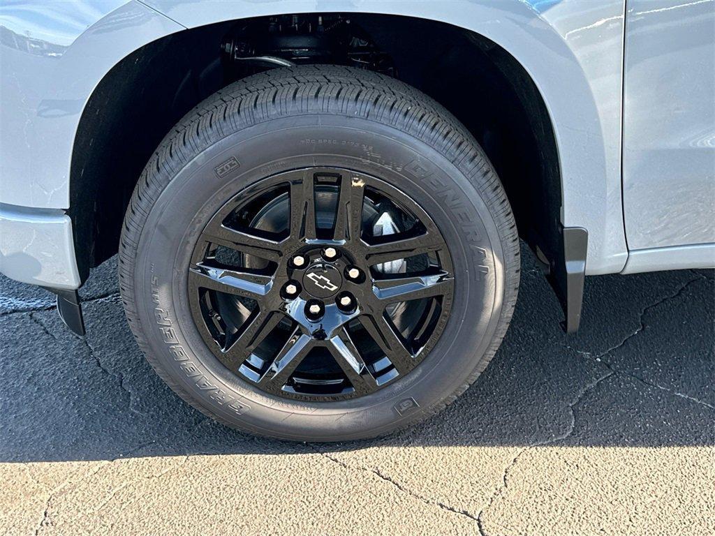 new 2025 Chevrolet Silverado 1500 car, priced at $40,565