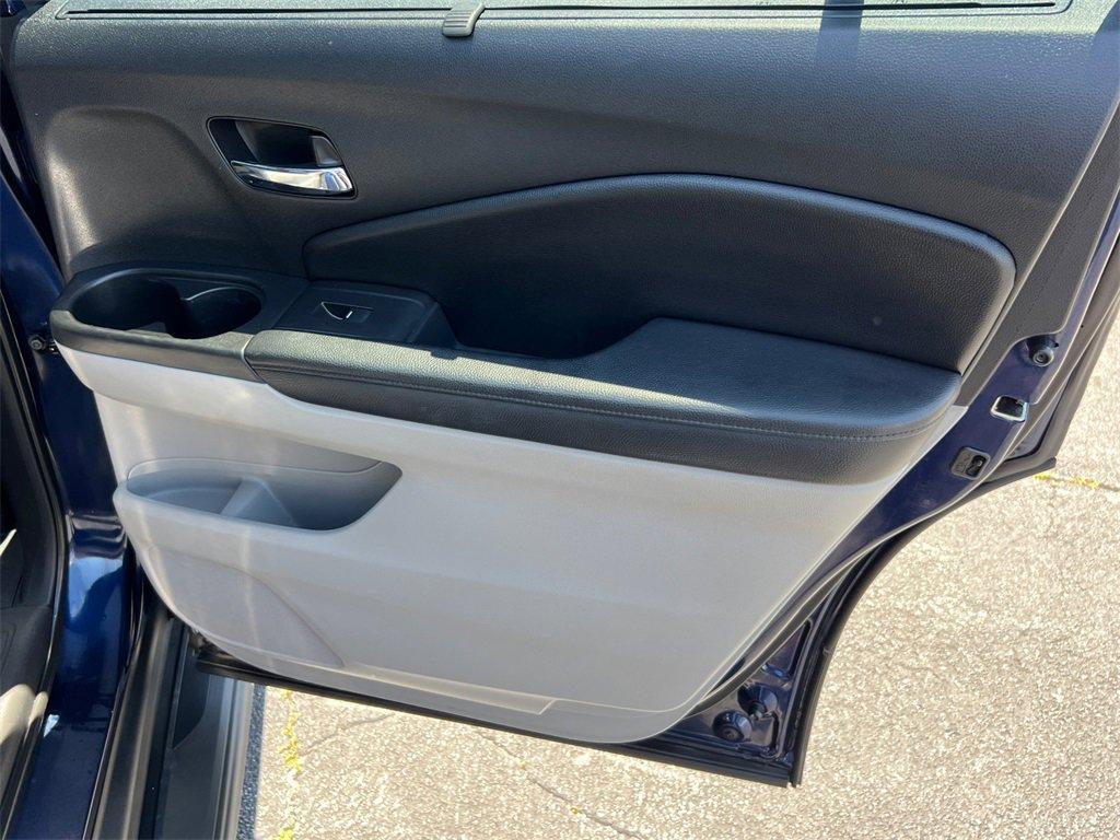 used 2022 Honda Pilot car, priced at $26,996