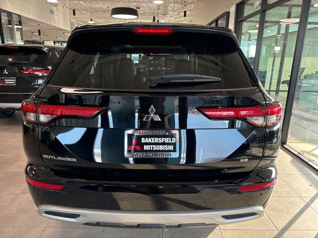 new 2024 Mitsubishi Outlander car, priced at $36,215