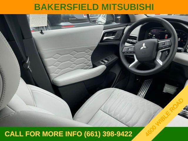new 2025 Mitsubishi Outlander car, priced at $46,760