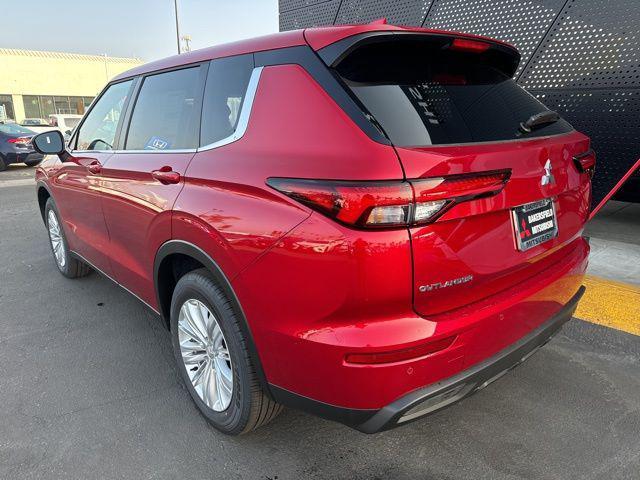 new 2024 Mitsubishi Outlander car, priced at $32,955