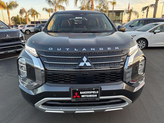 new 2024 Mitsubishi Outlander car, priced at $38,015