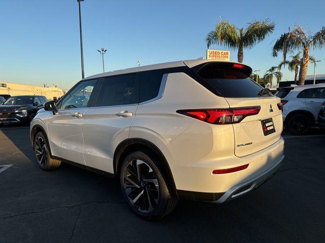 new 2024 Mitsubishi Outlander car, priced at $36,810