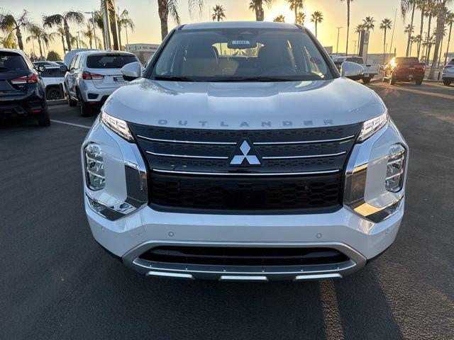 new 2024 Mitsubishi Outlander car, priced at $36,810