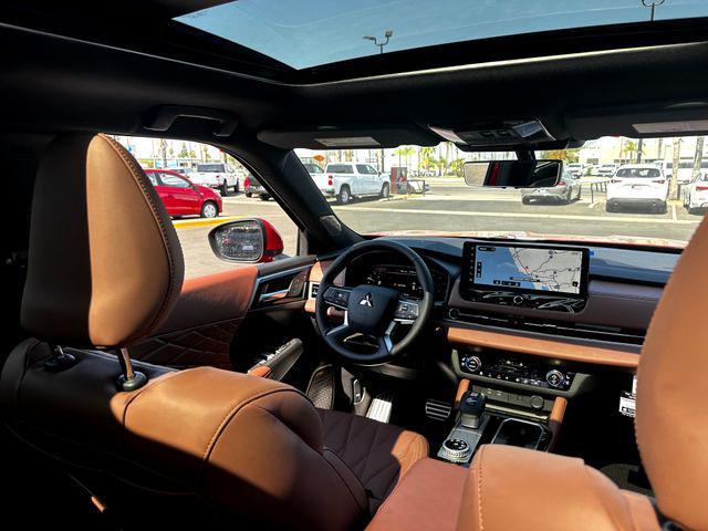 new 2025 Mitsubishi Outlander car, priced at $43,980