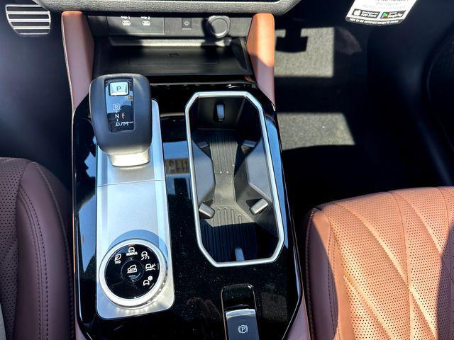 new 2025 Mitsubishi Outlander car, priced at $43,980