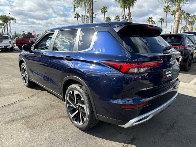 new 2024 Mitsubishi Outlander car, priced at $36,215