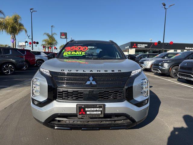 new 2024 Mitsubishi Outlander car, priced at $40,105