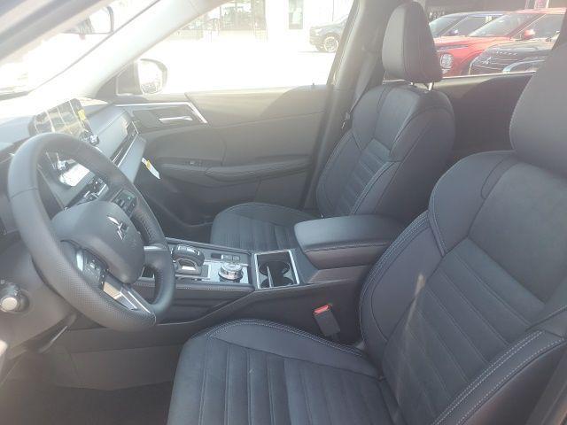 new 2025 Mitsubishi Outlander PHEV car, priced at $45,515