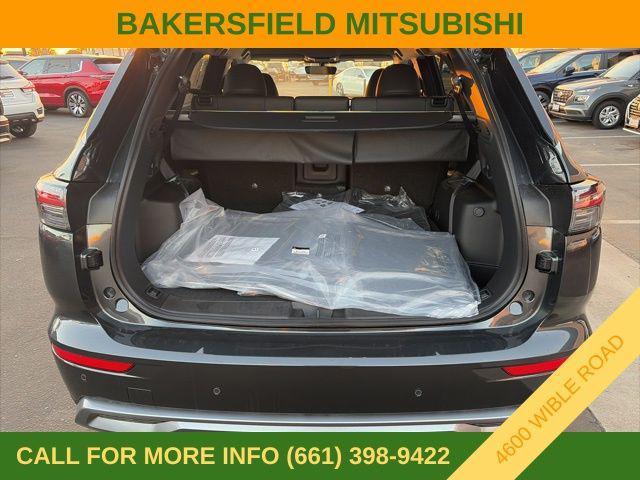 new 2025 Mitsubishi Outlander car, priced at $37,970