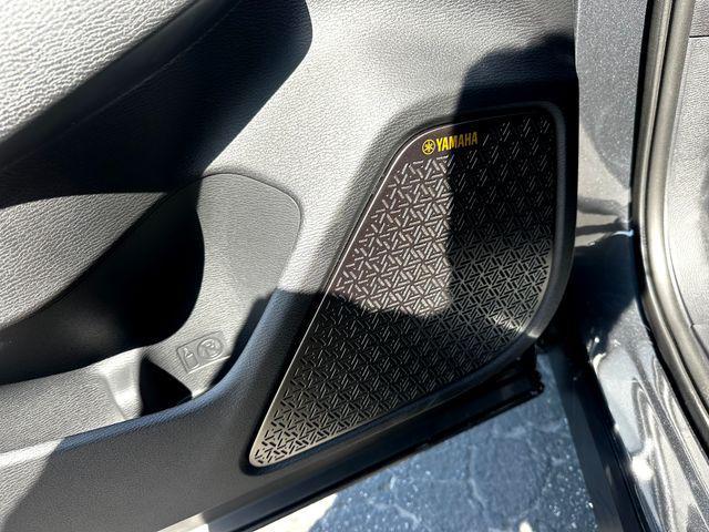 new 2025 Mitsubishi Outlander car, priced at $43,385