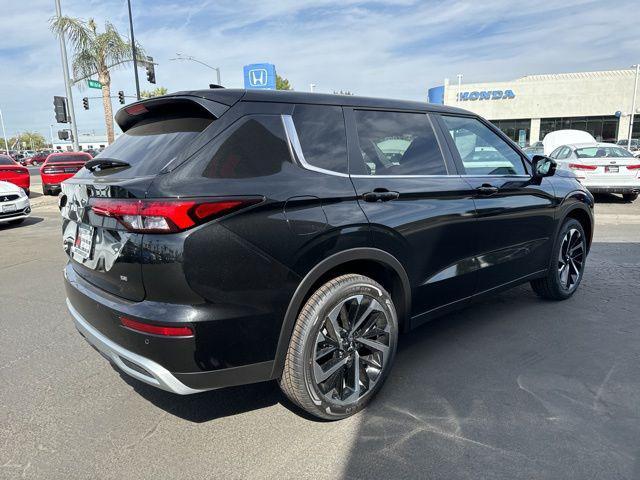 new 2024 Mitsubishi Outlander car, priced at $36,810