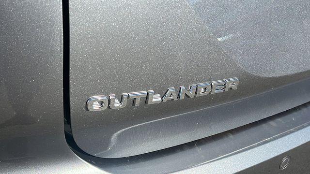 new 2024 Mitsubishi Outlander car, priced at $34,995