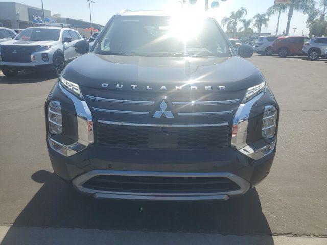 new 2025 Mitsubishi Outlander car, priced at $46,590