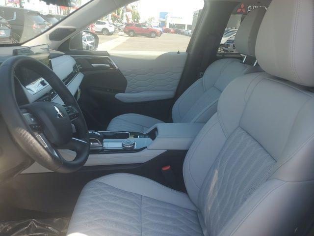 new 2025 Mitsubishi Outlander car, priced at $46,590