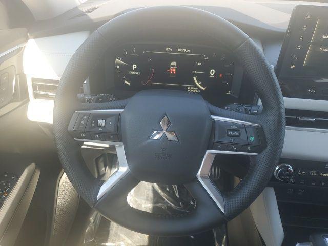 new 2025 Mitsubishi Outlander car, priced at $46,590
