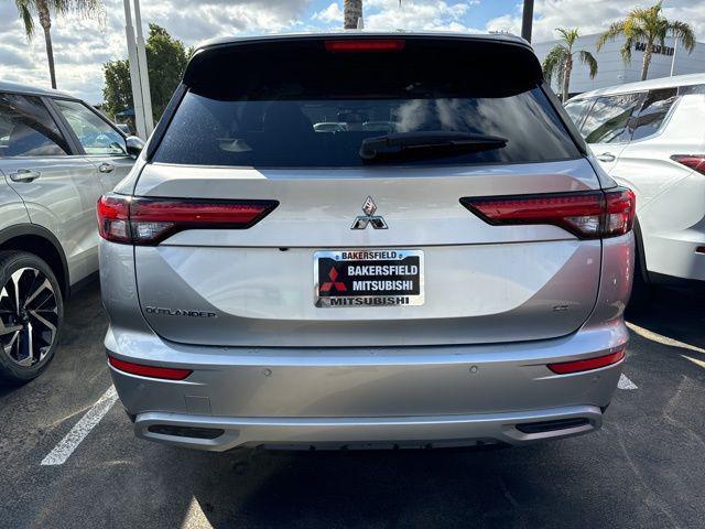 new 2024 Mitsubishi Outlander car, priced at $36,215