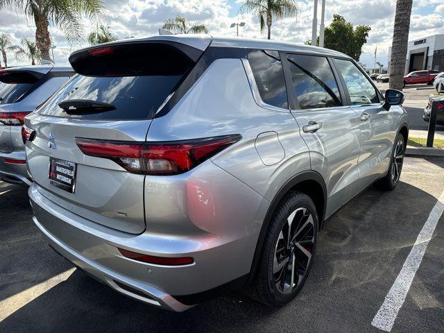 new 2024 Mitsubishi Outlander car, priced at $36,215