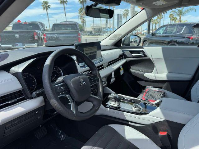 new 2025 Mitsubishi Outlander car, priced at $36,680