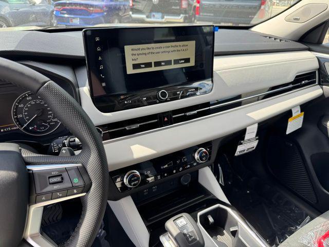 new 2025 Mitsubishi Outlander car, priced at $36,680