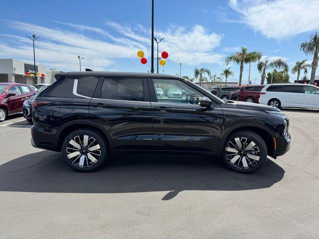 new 2025 Mitsubishi Outlander car, priced at $36,680