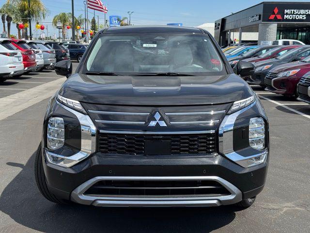 new 2025 Mitsubishi Outlander car, priced at $36,680