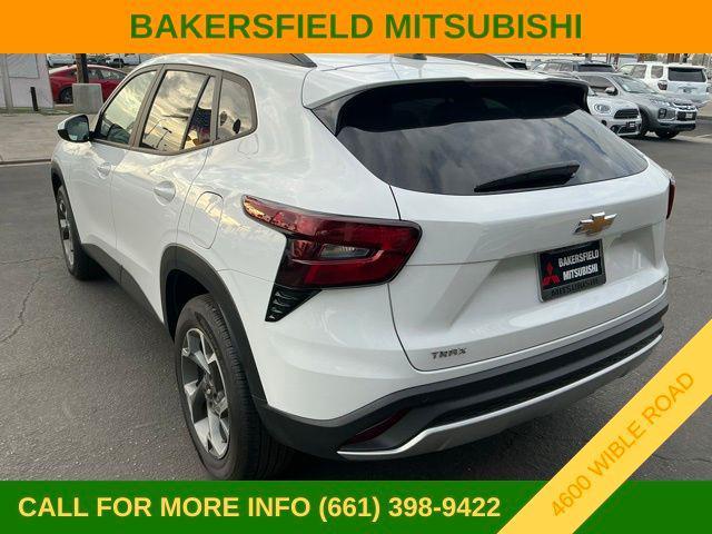 used 2024 Chevrolet Trax car, priced at $22,293