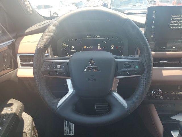 new 2025 Mitsubishi Outlander car, priced at $46,945
