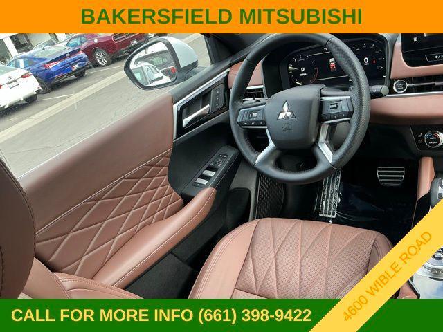 used 2025 Mitsubishi Outlander car, priced at $36,595