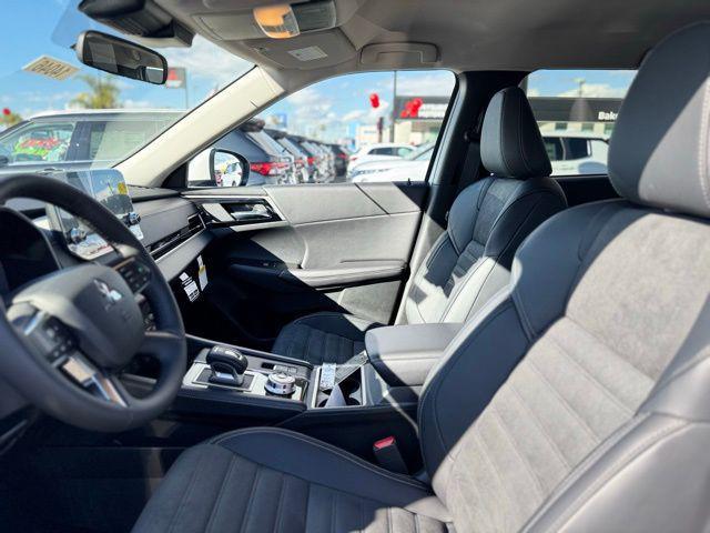 new 2025 Mitsubishi Outlander PHEV car, priced at $45,605