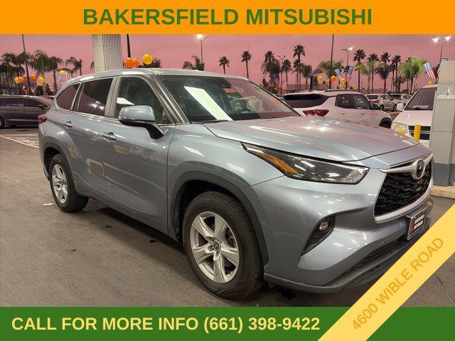 used 2023 Toyota Highlander car, priced at $32,995