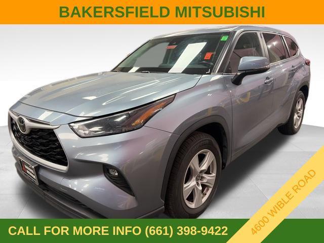 used 2023 Toyota Highlander car, priced at $32,995