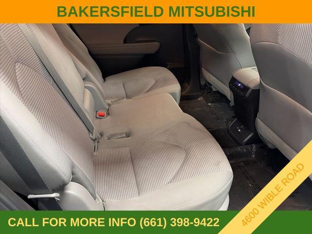 used 2023 Toyota Highlander car, priced at $32,995