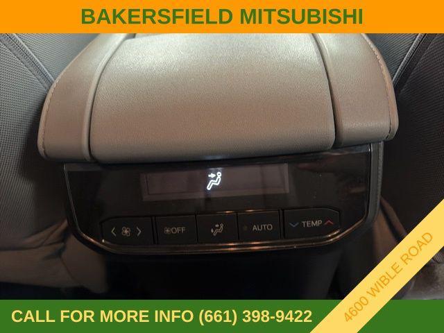 used 2023 Toyota Highlander car, priced at $32,995