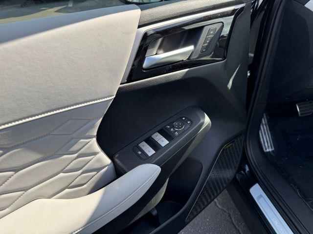 new 2025 Mitsubishi Outlander car, priced at $45,035