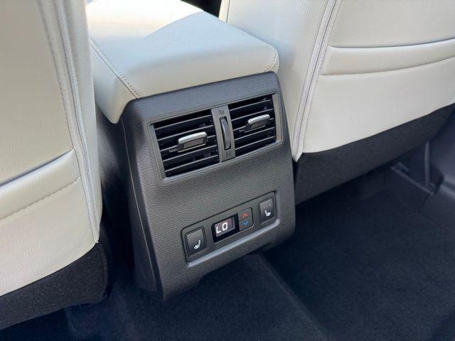 new 2025 Mitsubishi Outlander car, priced at $45,035