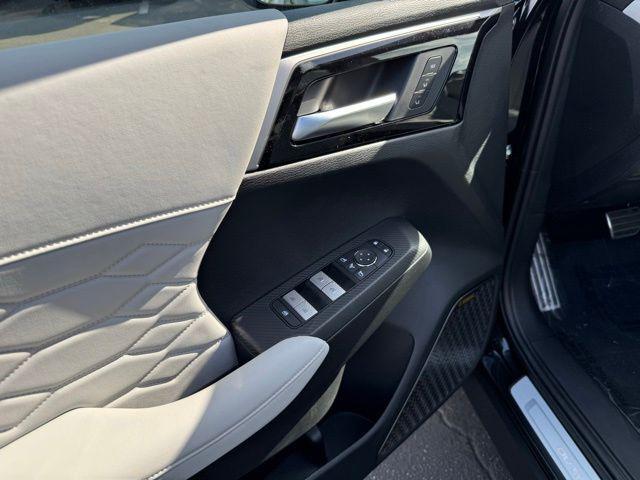 new 2025 Mitsubishi Outlander car, priced at $45,035