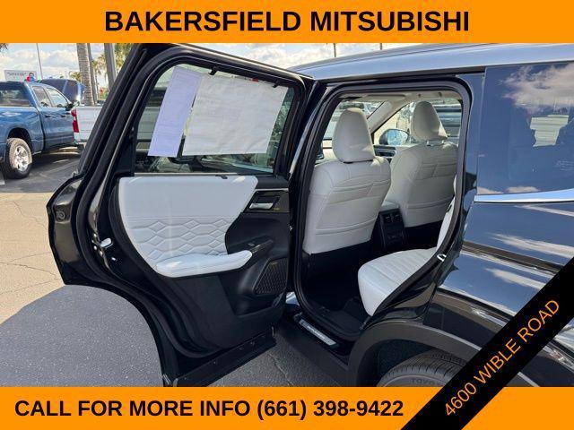new 2025 Mitsubishi Outlander car, priced at $41,995